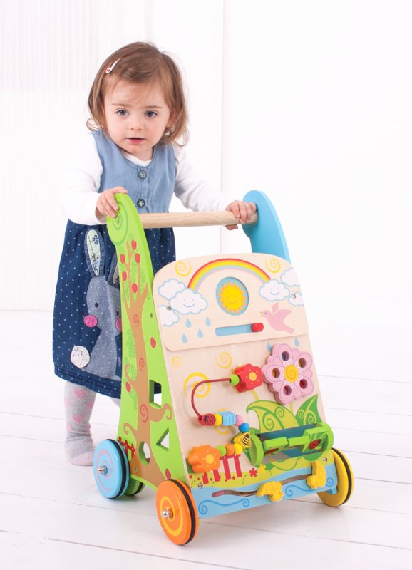 Chariot de marche en bois pour bébé ou enfants, jouet en bois Bigjigs