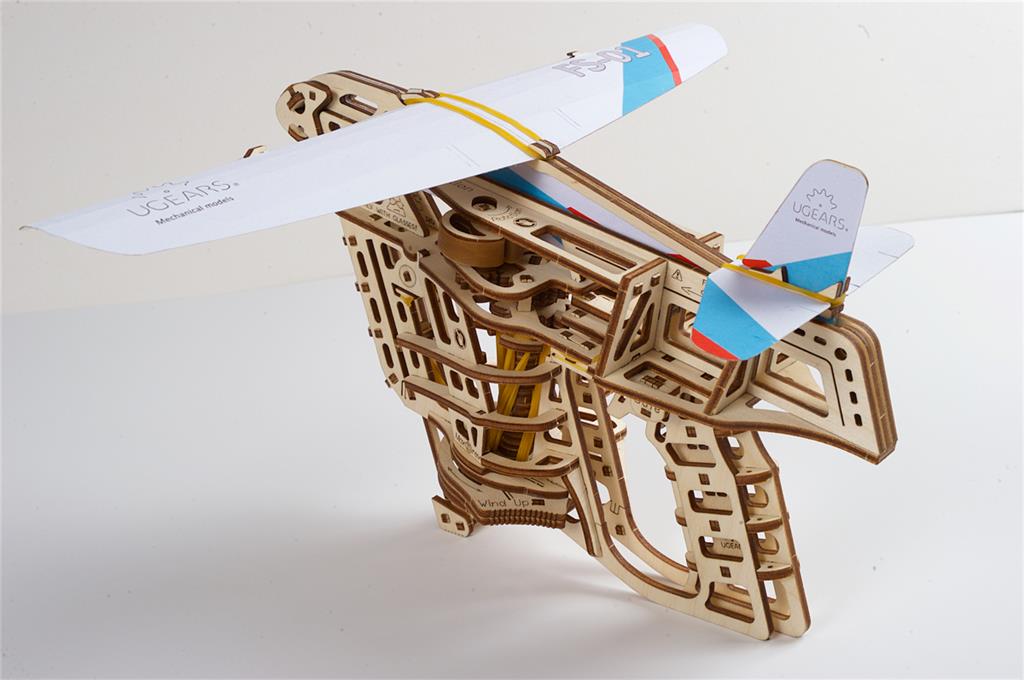 Maquette lanceur d'avion en papier
